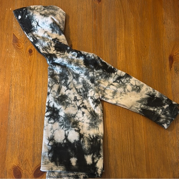 Cotton On Kids Tie-Dye Hoodie Size 5 - Picture 6 of 6